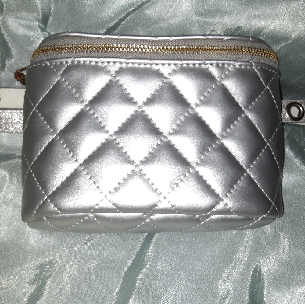 Fannie pack